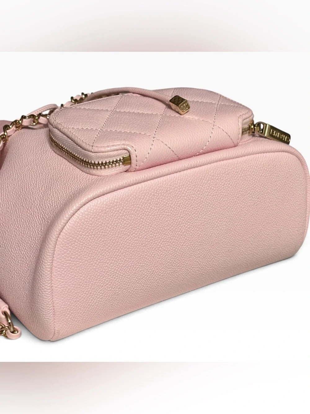 CHANEL Business Affinity Pink Caviar Bucket Bag